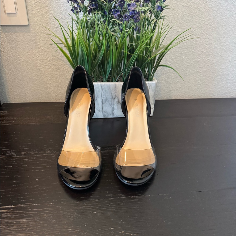 Nine West Black and Tan Heels for Elegant Style